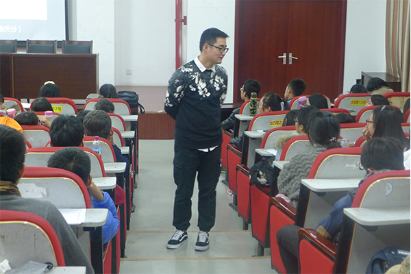 我院成功举办团课第二讲 我院成功举办团课第二讲
